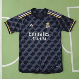 maglia Real Madrid poco prezzo 2023-2024