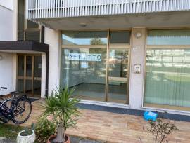 OPEROSITA-PROPOSTE-PROFESSIONALITA' e altro a Lignano Sabbiadoro (Ud)