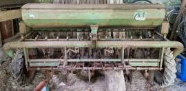 Seminatrice Marzia 12 bocchette con dischi Seminatrice Marzia 12 bocchette con dischi