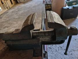 BANCO-Tavolo da officina con morsa acciaio