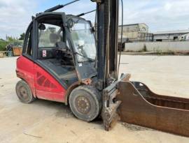 LOTTO 4 - N. 4 CARRELLI ELEVATORI