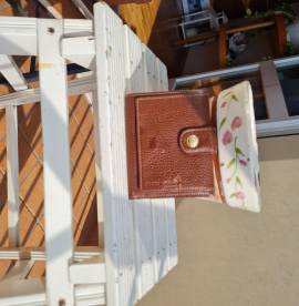 vendesi portafoglio per donna