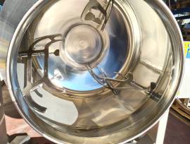 MISCELATORE INOX A BICCHIERE ROTANTE E RIBALTANTE MISCELATORE INOX A BICCHIERE ROTANTE E RIBALTANTE