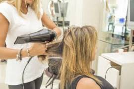 PARRUCCHIERE DONNA -UOMO   CEDESI ATTIVITA' A CESANO BOSCONE