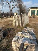 LOTTO 2 - MARMO - Rimanenze blocchi, semiblocchi, informi