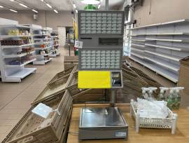 LOTTO 7 - Macchinari, arredi e attrezzature reparto LOTTO 7 - Macchinari, arredi e attrezzature reparto