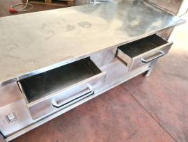 TAVOLO ARMADIATO CON SGOCCIOLATOIO USATO TAVOLO ARMADIATO CON SGOCCIOLATOIO USATO