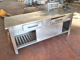 TAVOLO ARMADIATO CON SGOCCIOLATOIO USATO TAVOLO ARMADIATO CON SGOCCIOLATOIO USATO