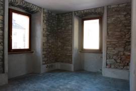 Quadrilocale in vendita in Via Caduti della Libertà - Verrès (AO) Quadrilocale in vendita in Via Caduti della Libertà - Verrès (AO)