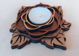 Elegante porta candele realizzato artigianalmente in pregiato legno