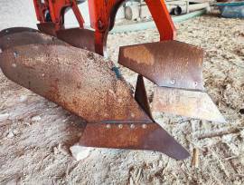 ARATRO TRIVOMERE BALZANI 13 Q.li ARATRO TRIVOMERE BALZANI 13 Q.li