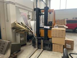 Lotto 4 costituito da nastri, lamiere, flange e macchinari