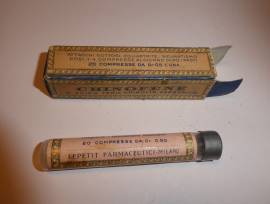 Contenitori vintage (vuoti e non di prodotti vari) Contenitori vintage (vuoti e non di prodotti vari)