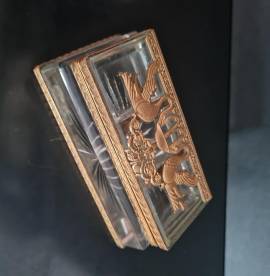  Antico  cofanetto  da scrivania   stile Impero  porta   timbri / francobolli, realizzato   in  cris