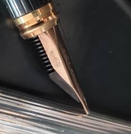 Penna stilografica S.T. DUPONT  pennino oro 18 ct 750 numero seriale 44IDP37, 