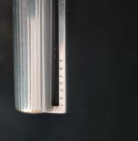 Penna stilografica S.T. DUPONT  pennino oro 18 ct 750 numero seriale 44IDP37, 