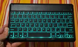 Tastiera Bluetooth 