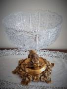 Tritone alzata vintage centrotavola in cristallo con base in bronzo dorato , riproduzione famosa fon