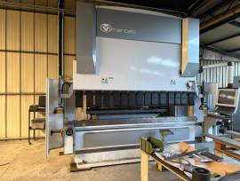 LOTTO 4 - Piegatrice Vimercati 5 assi mod. PHSY 125