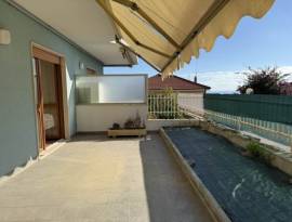 Imperia - Costaraniera bilocale terrazzo garage e vista mare                            