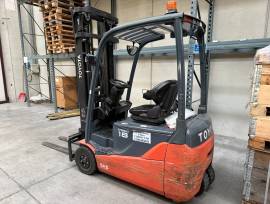 LOTTO 6 - Mezzi di sollevamento, macchinari e attrezzature