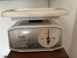 MISTER BABAY BILANCIA PESA NEONATI DAI 0-12 MESI. MISTER BABAY BILANCIA PESA NEONATI DAI 0-12 MESI.