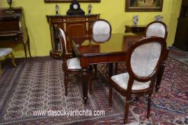 Tavolo da pranzo-riunioni in mogano stile inglese Vittoriano aperto fino a 324 cm.