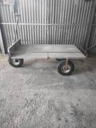 Carretto a tre ruote