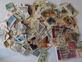 500 francobolli mondiali