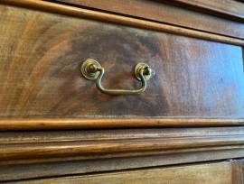 antica credenza doppio corpo