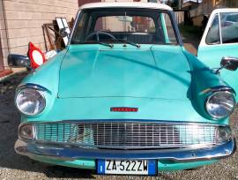 FORD ANGLIA, identica a quella di HARRY POTTER