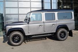 Land Rover Defender 110 DPF Station Wagon SE letztes Modell 2016