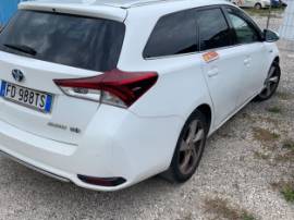 TOYOTA AURIS anno 2016