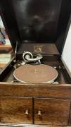 Grammofono antico da collezione
