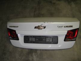 Baule posteriore Chevrolet cruze sedan 4 porte bianco