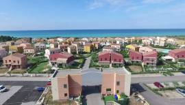 100 pini villaggio sul mare