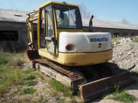 ESCAVATORE KOMATSU