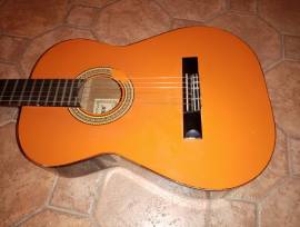 CHITARRA CLASSICA CON CUSTODIA