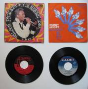 2 dischi 45 giri anni '60 genere R&B