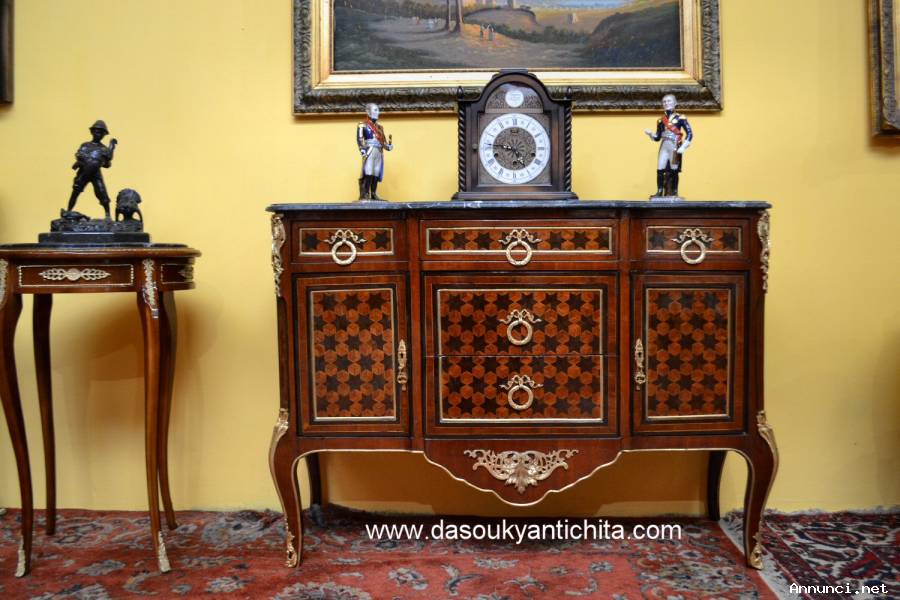 Servante stile Luigi XV transizione lastronata a marqueterie