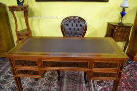 Scrivania da centro stile Luigi XVI cm.120 Scrivania da centro stile Luigi XVI cm.120