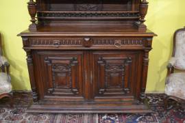 Antica credenza Umbertino doppio corpo del 900 Antica credenza Umbertino doppio corpo del 900