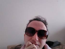 Donna italiana seria cerca compagno per relazione eventuale convivenza matrimonio Donna italiana seria cerca compagno per relazione eventuale convivenza matrimonio