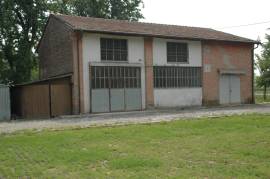 Deposito materiali Parma zona Spip