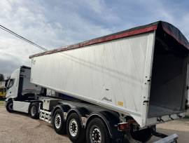 SEMIRIMORCHIO MENCI-SANTI SL900R VASCA 48 METRI CUBI ANNO 2016 SEMIRIMORCHIO MENCI-SANTI SL900R VASCA 48 METRI CUBI ANNO 2016