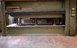 Pressa a piastra usata COLOMBO REMO Pressa a piastra usata COLOMBO REMO