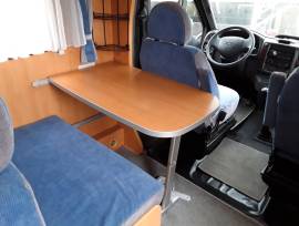 Camper Semintegrato HYMER Van 522