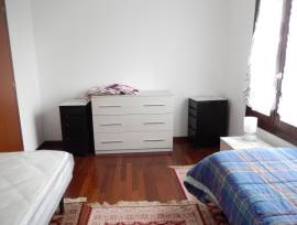 Posto letto in camera doppia x ragazza zona Bicocca Università, stazione Greco-Pirelli, MM5 Ponale