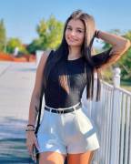 cerco amico per costruire un rapporto duraturo