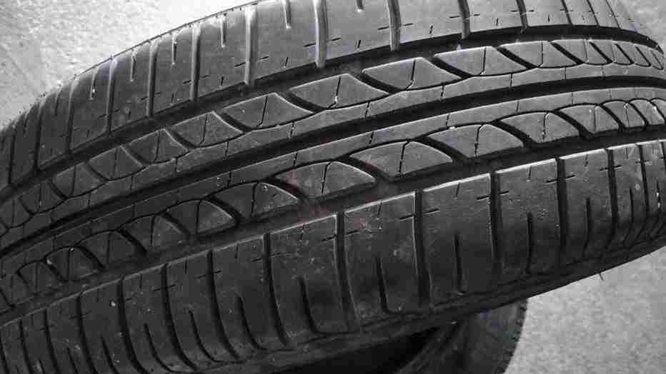 Gomme 175 65 15 Bridgestone